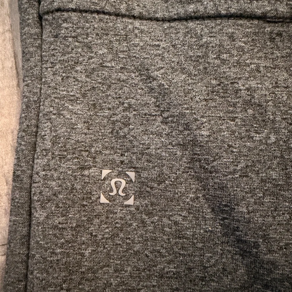 Lululemon Jogger Sweatpants- size XS - Picture 4 of 6